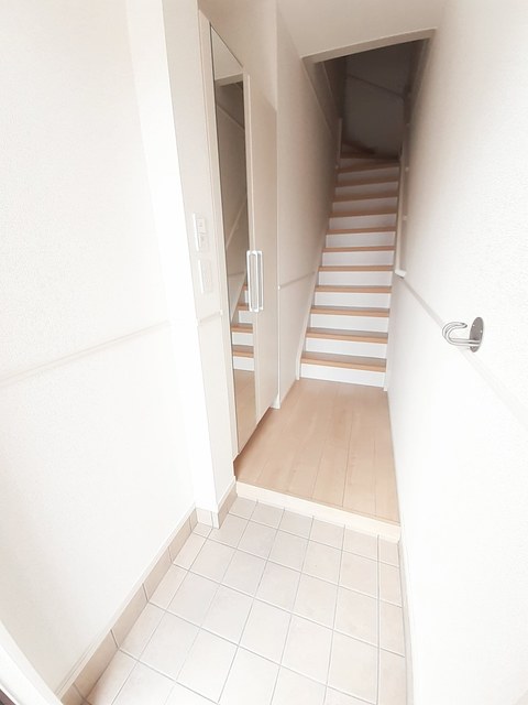 アクラス岸和田 玄関