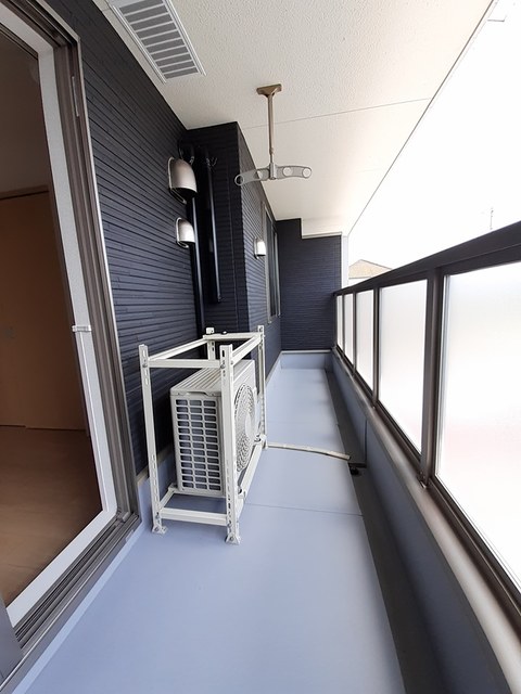 アクラス岸和田 ベランダ