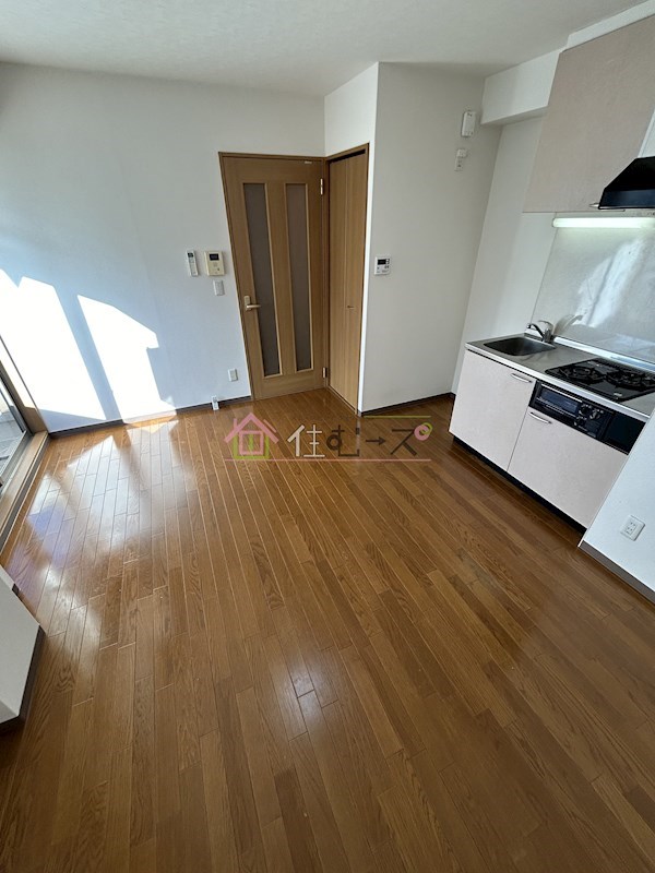 アムズコート勝山 リビング