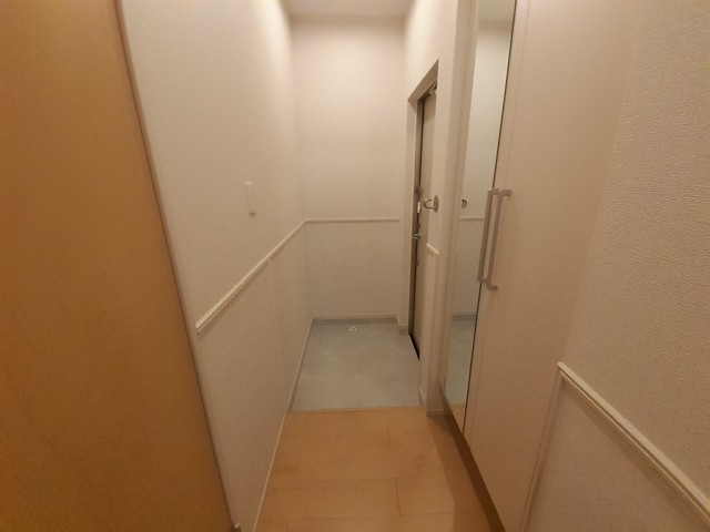 パレス藤阪東 玄関