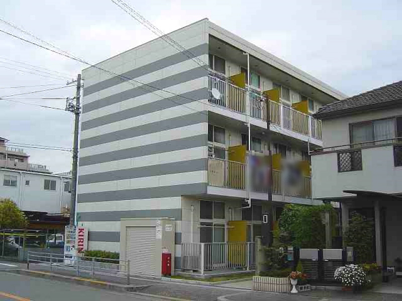 レオパレスシャーマー御崎 外観