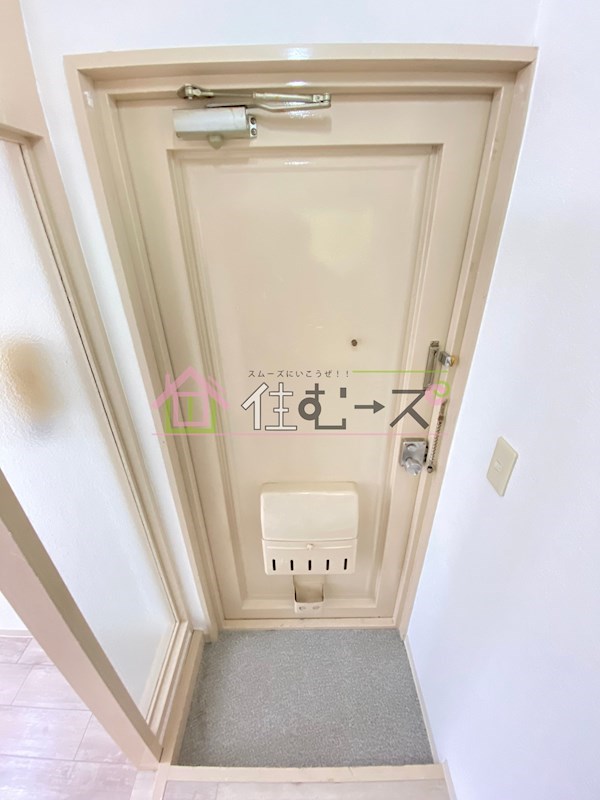 シュライン玉造 玄関