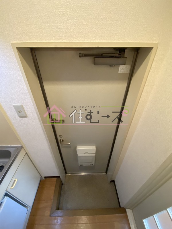 パレ都島 玄関