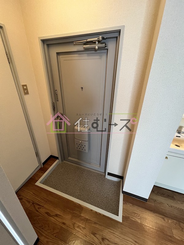 ハイツイケダ 玄関