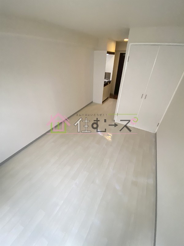 上新ビル7 リビング