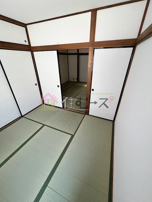 平野区加美西2丁目中古戸建 リビング