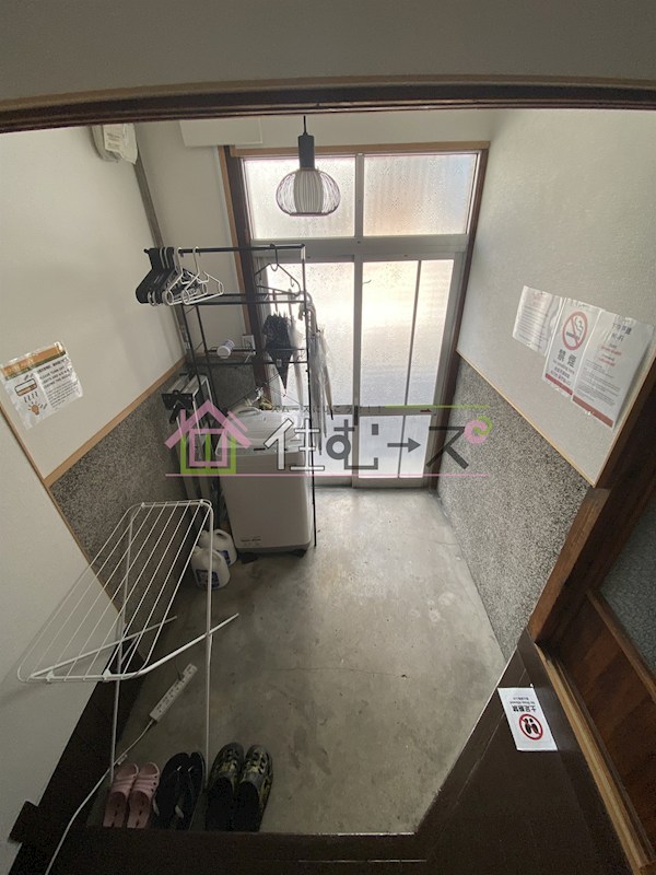 下寺2丁目戸建 玄関