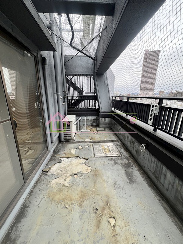 おおきに京橋駅前ビル ベランダ