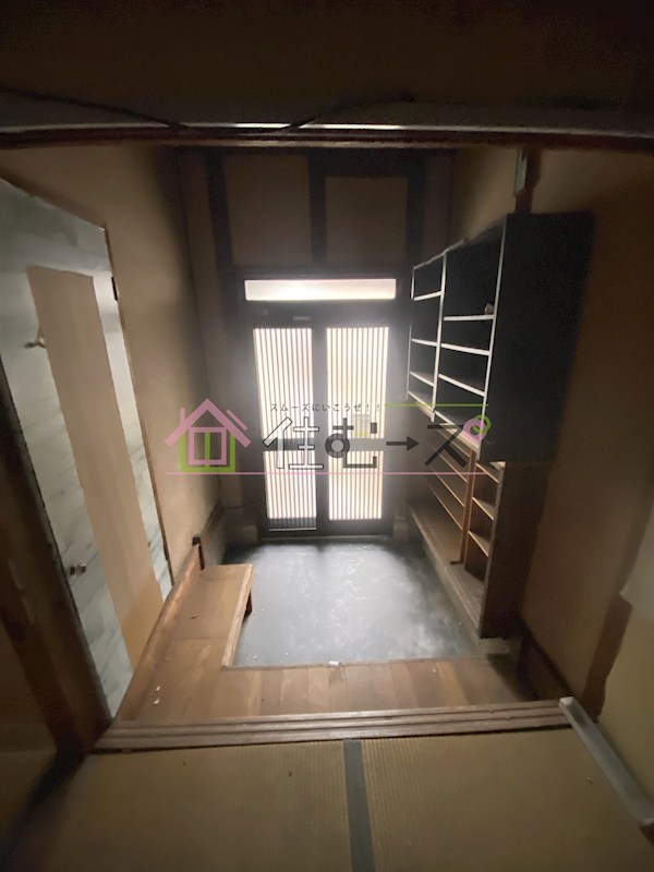 昭和町5丁目貸家 玄関