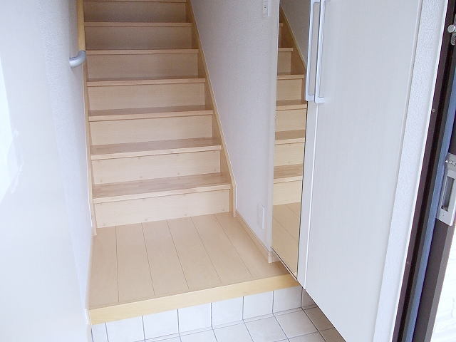 クレメント 玄関