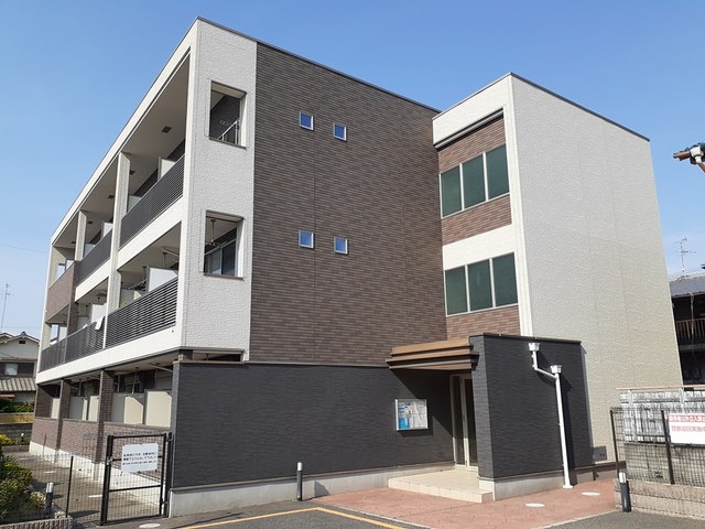サンプラザ忠岡 外観
