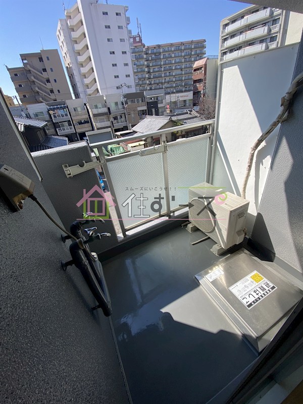 シティ岸里 ベランダ