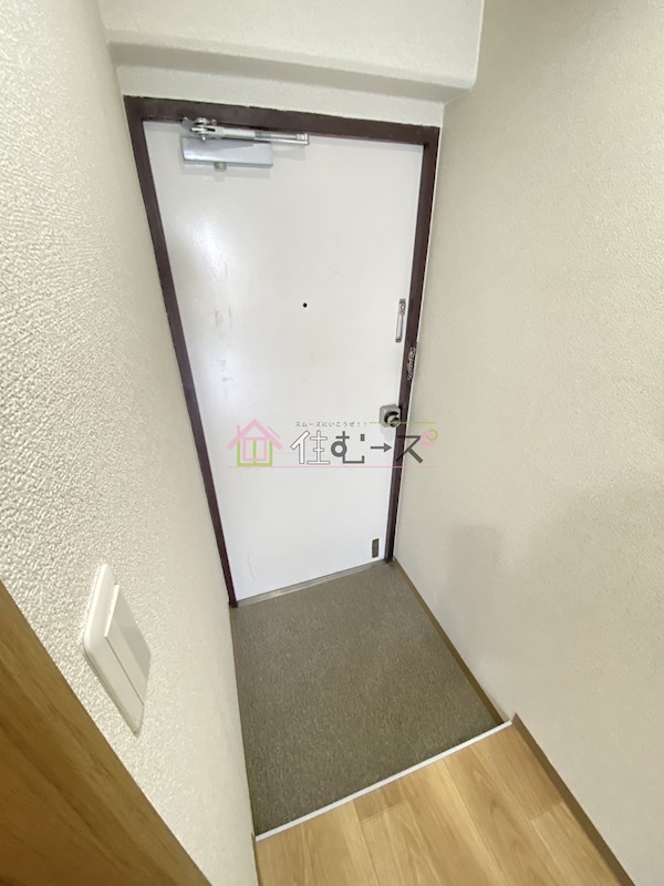 新大阪川島マンション 玄関