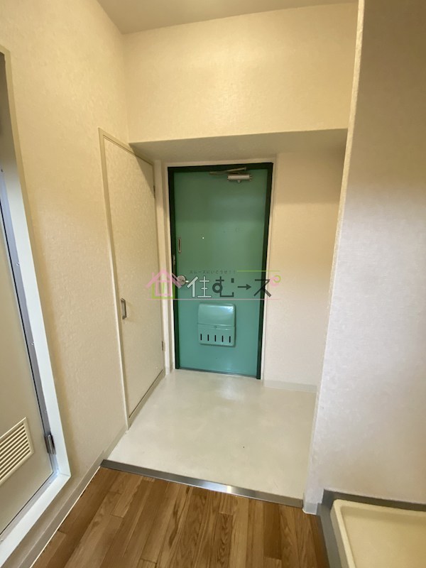 クリテリオン新大阪 玄関