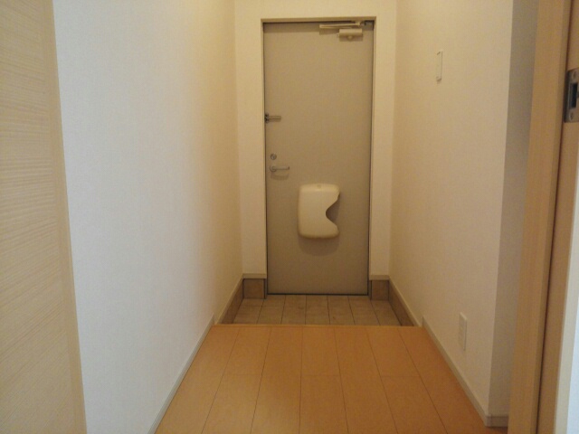 メゾン　ソレイユ 玄関