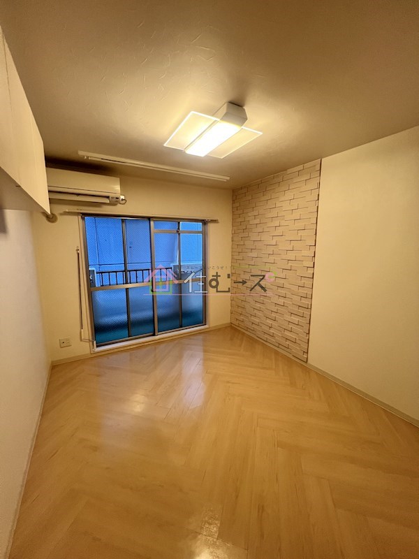 フルーレ小松 ベッドルーム