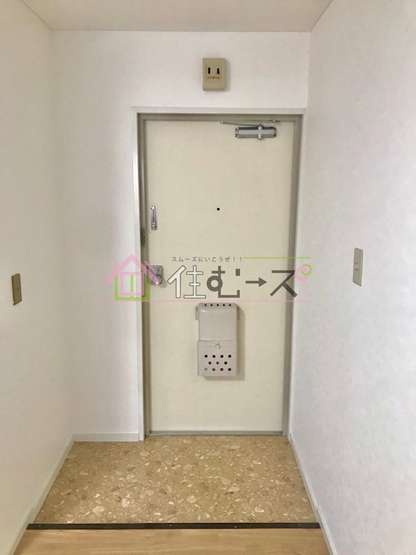 玉造クローバーハイツ 玄関