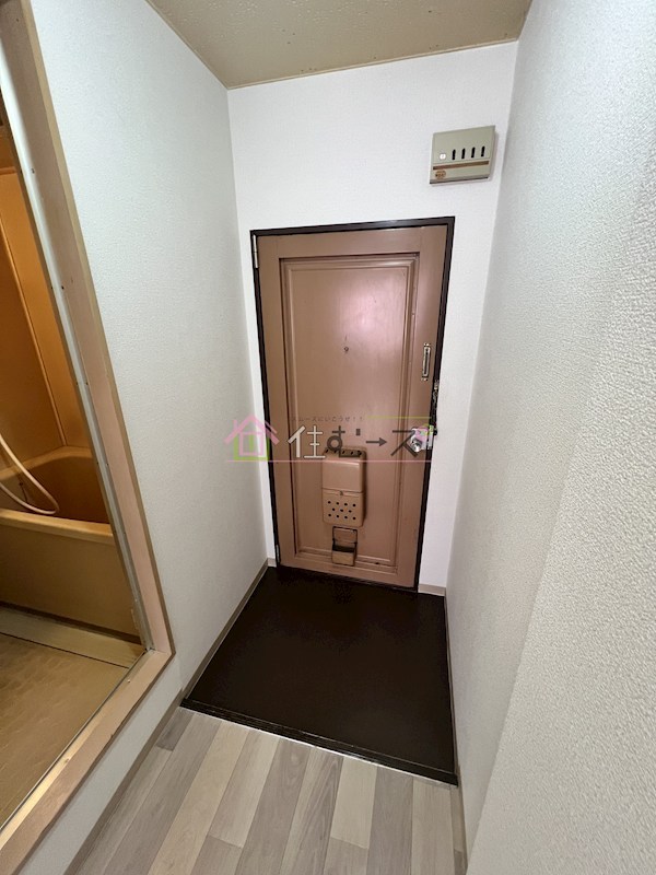 平井マンション 玄関