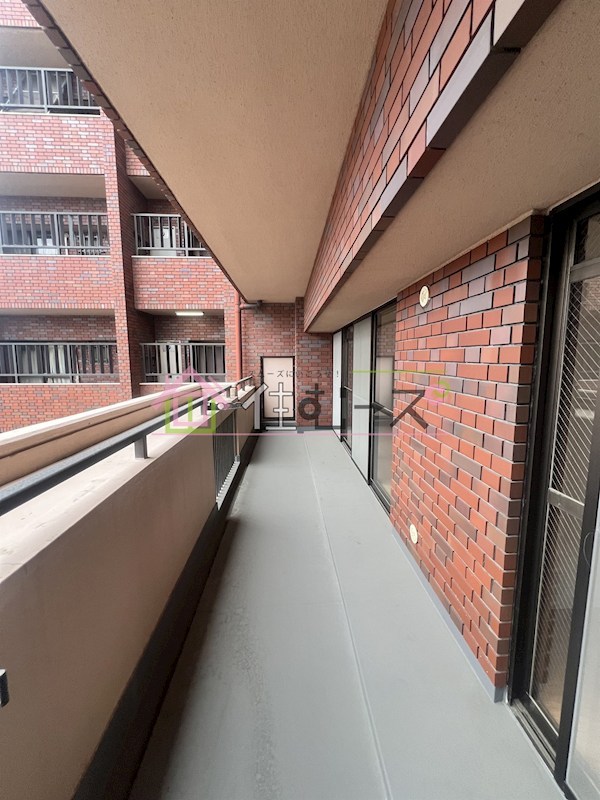 清川六番館 ベランダ