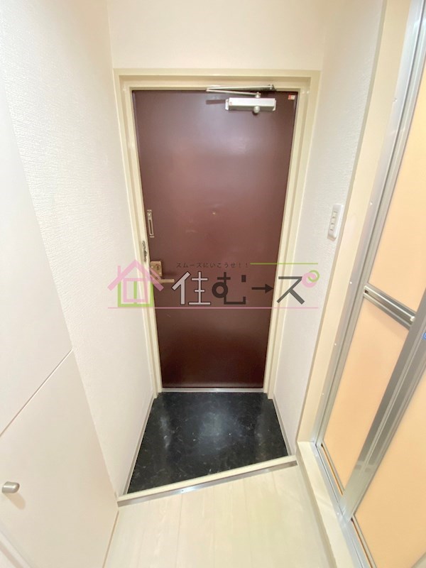 ピュアコート天神橋 玄関