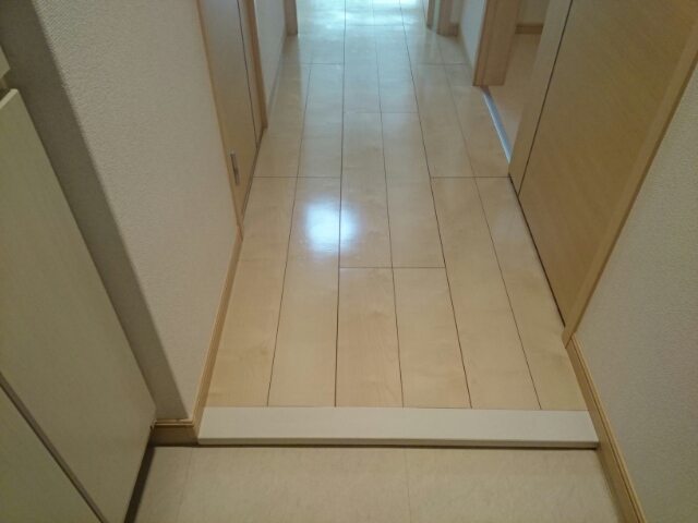 サンパティーク清隆 玄関