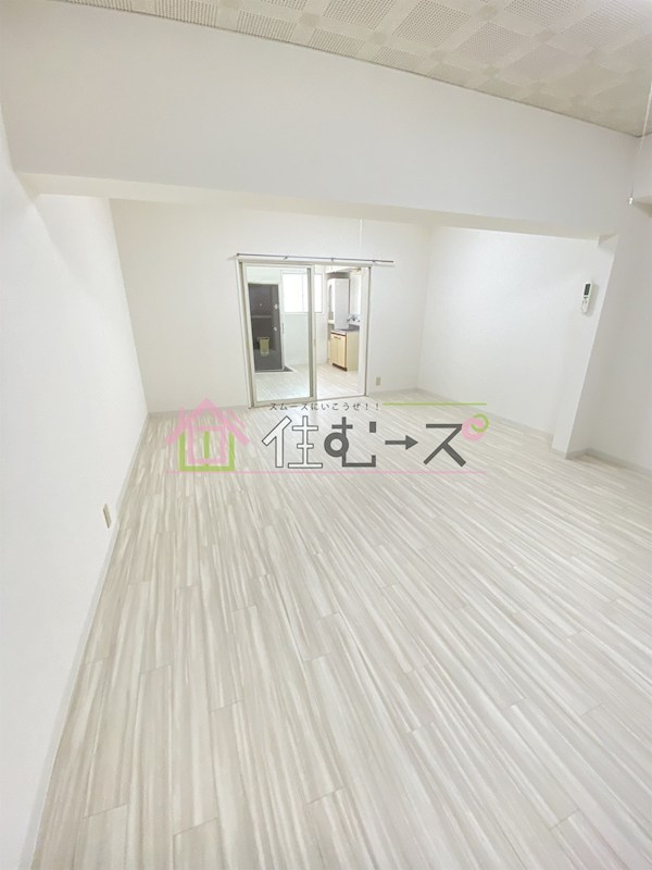 パレス帝塚山 リビング
