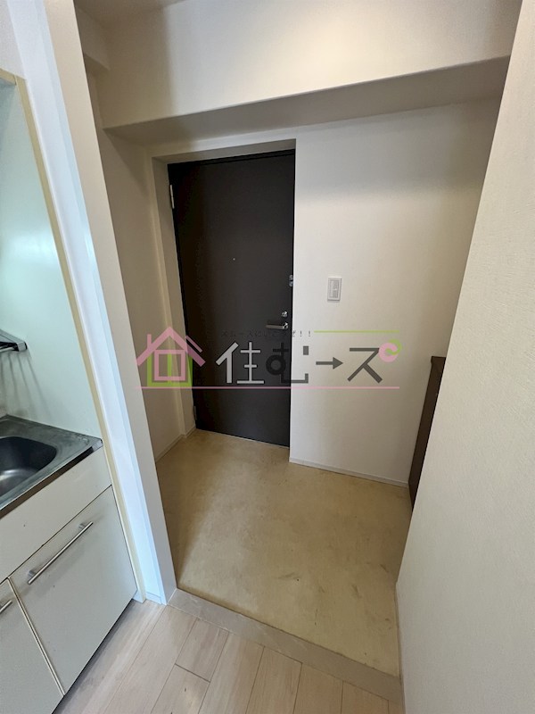 アーバンエース上本町パル 玄関