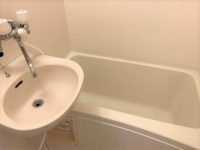 レオパレス中井町５ 風呂画像