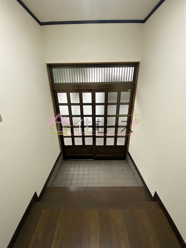放出東浜田貸家 玄関
