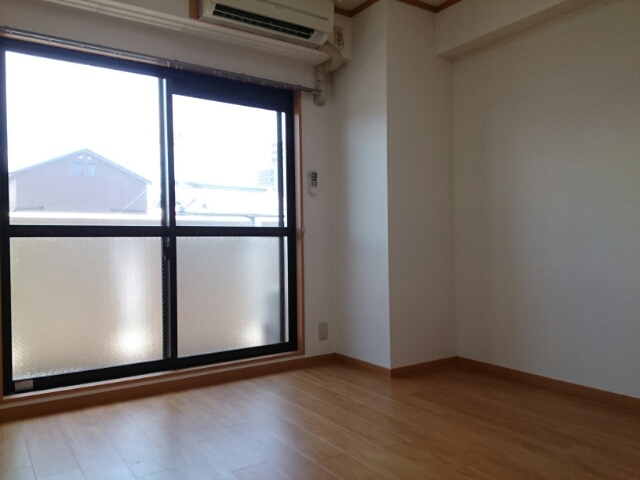 ＳＥＤＮＡ鶴見緑地 リビング