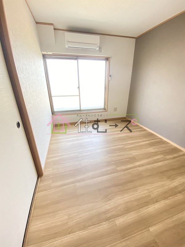 プレスト東加賀屋 ベッドルーム