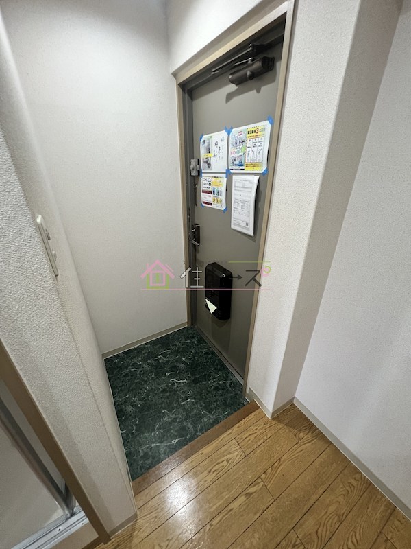 モダニティ塚本 玄関