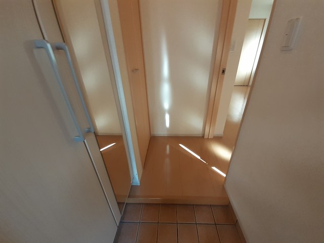 ひまわり 玄関
