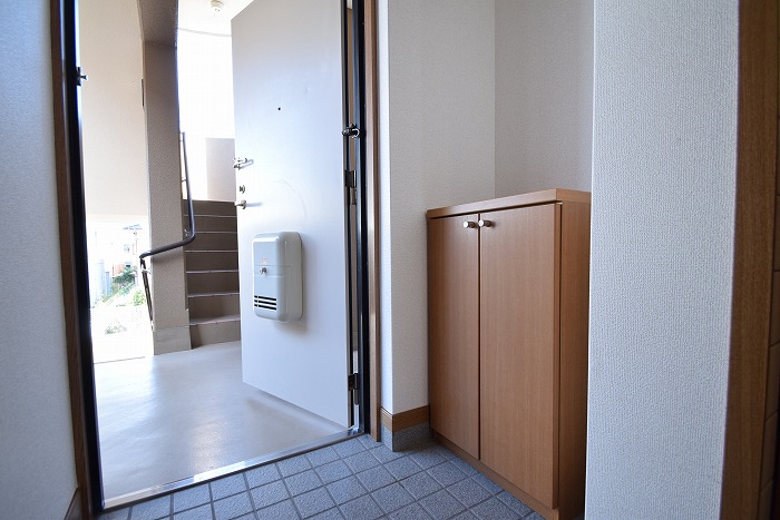 センチュリー武庫之荘 玄関