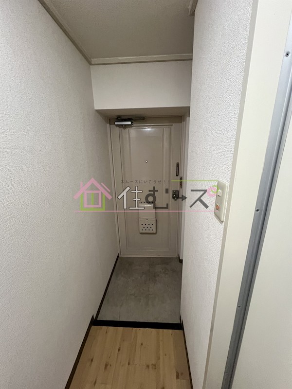 大手前ハイツ 玄関