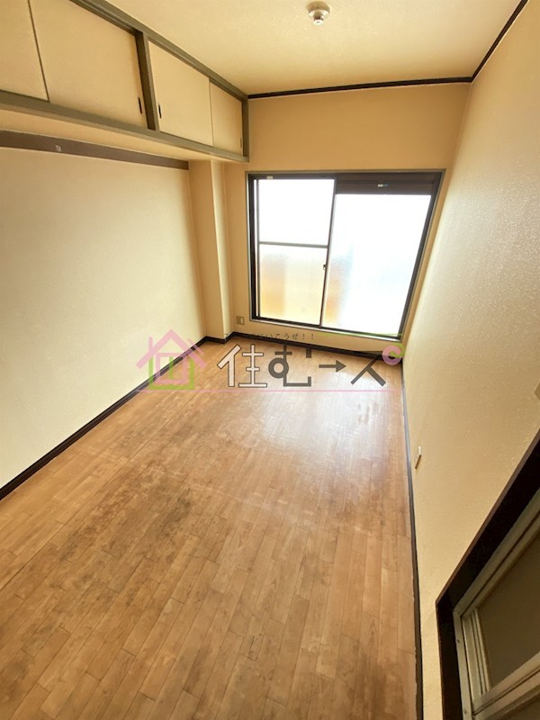 ディノ玉出 ベッドルーム