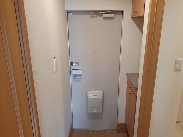 ラ・グラシア 玄関