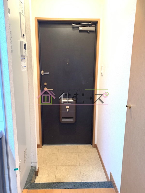 プレサンス梅田フロンティア 玄関