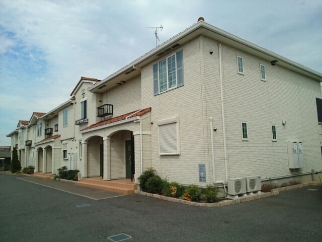 Ｏｌｉｖｅ　Ｃｏｕｒｔ 外観
