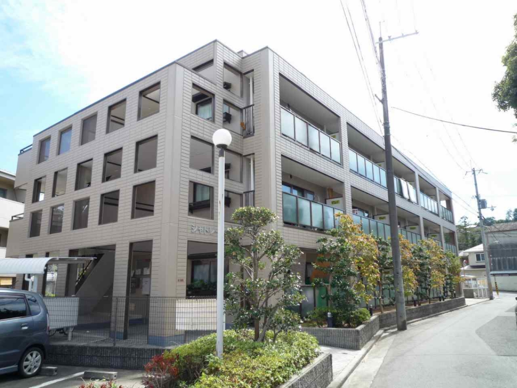 シャトレー多田 外観