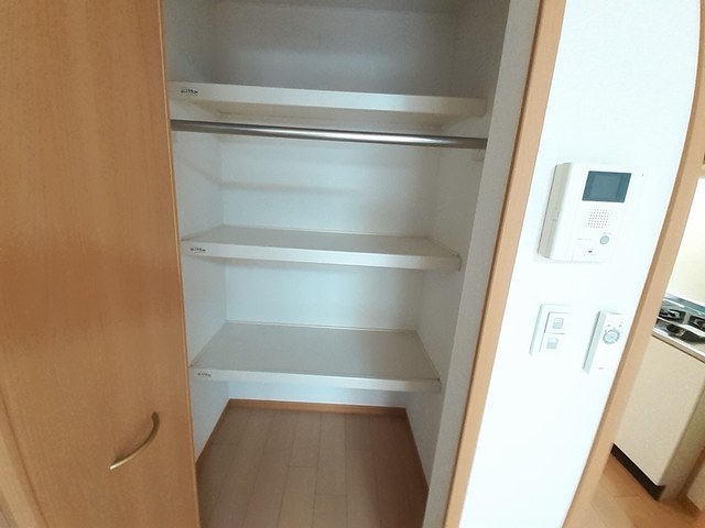 ドマ－ニ その他4