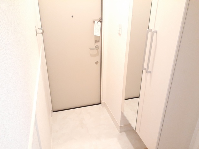 カーサフェリーチェ 玄関
