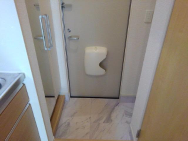 ミニョン　ドミール 玄関
