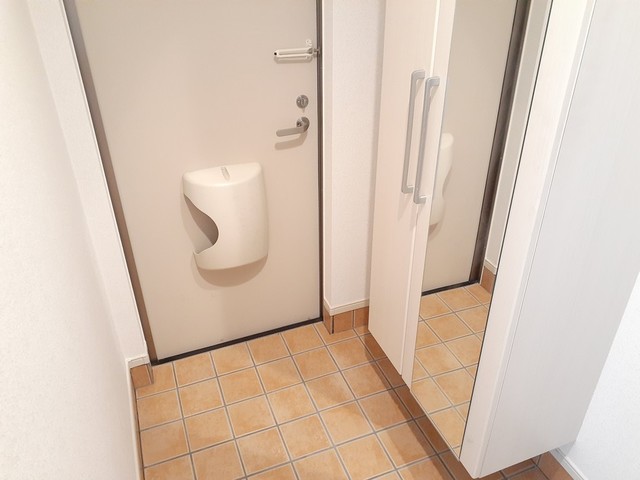 カーサ　フィオーレ 玄関