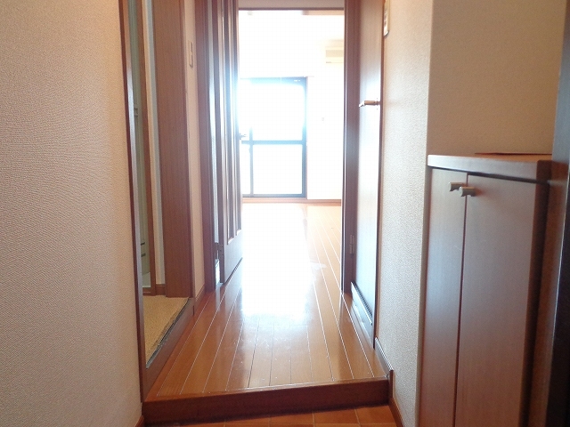 一風館 玄関