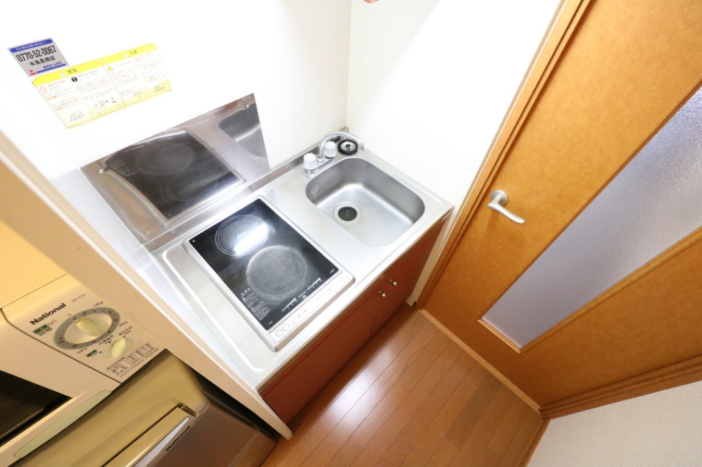 レオパレスフォレスト錦 キッチン