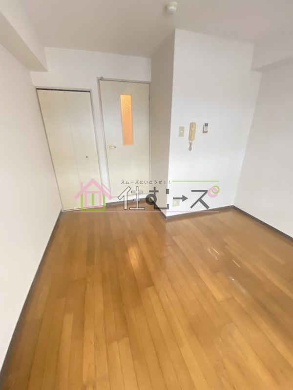 フレックス新大阪Ⅱ リビング