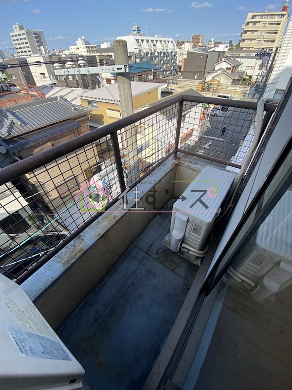 アヴァンス北大阪 ベランダ