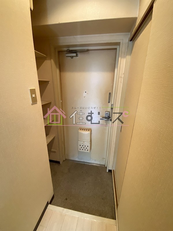 JPアパートメント東淀川Ⅳ 玄関
