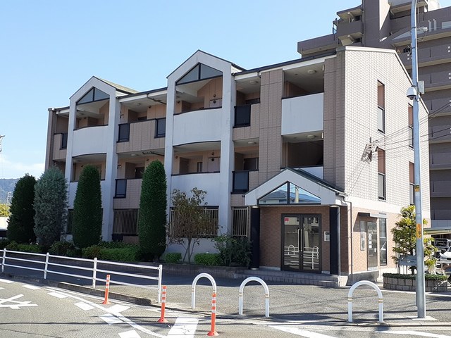 シャルム山本 外観